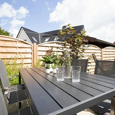 Lange Wiese 16b Holiday home *